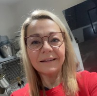 Tracey Challinor