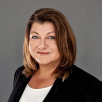 Laura Enns