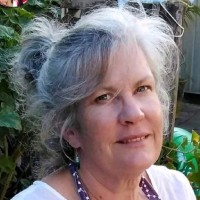 Tracey Holmes