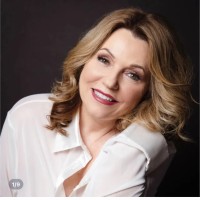 Eva Peterson