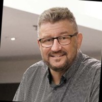 Thomas Moser