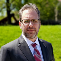 Robert M Kachelek