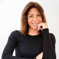 Macarena López-Cordón