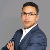 Cristian J. De La Cruz