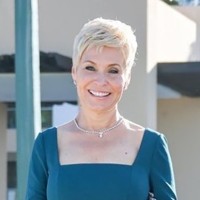 Joanne Lyons