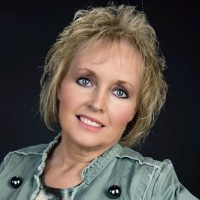 Dee Ann Miller