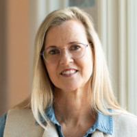 Suzanne Stern-Brant, LMSW