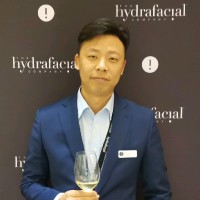 张晓磊