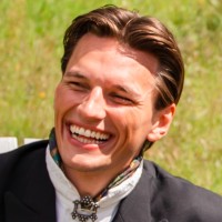 Magnus Helle