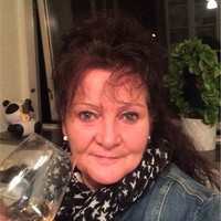 Helle Nøddebo