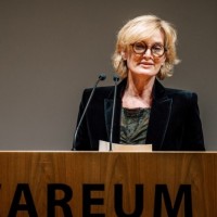 Sandra Augustin-Wolf