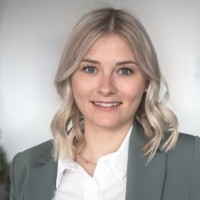 Julia Mayer