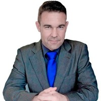 *Carlos Garrido Falagán*