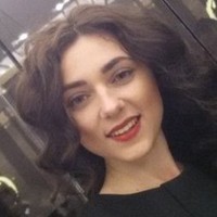 JULIA RAZINA