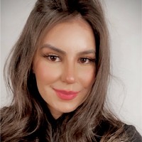 Thais Fabiana