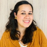 Maria Gabriela Labrador