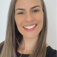 Vanessa Oliveira Palombo