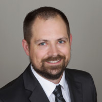 Kyle King, Mba