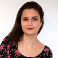 Linda Laura László