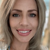 Charlotte Henning