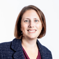 Jenn Thomas, Mba