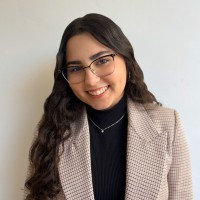 Letícia Maria Simões