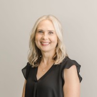 Amy Kirk, Cae, Iom