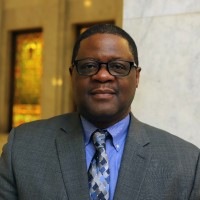 Christopher D Royston, Mba