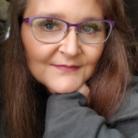 Mandi Scoles