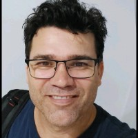Clovis Bueno