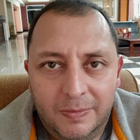 Luis Carlos Flores