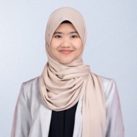 Andhina R. Putri