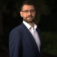 Zoltán N.