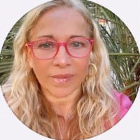 M Abril Herrera Llibre