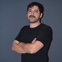 Marcelo Flores