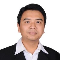 Lukas Nopembrian