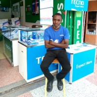 Dennis Tecno