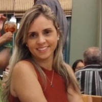 Paula Freire