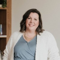 Dr. Heather Renter, Phd