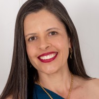 Adriana Oliveira