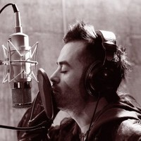 Darren Howard