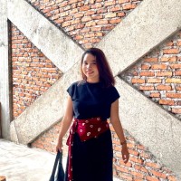 Dwi Apridyani