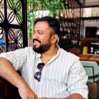 VIVEK V MATHEW