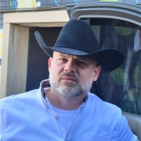 Robert L.