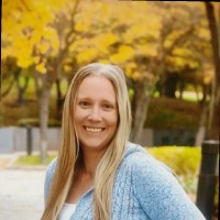 Stephanie Bold