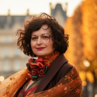 Valérie COMINTERNET