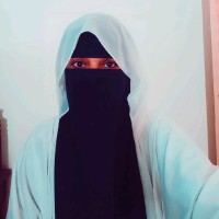 Esha Khalid
