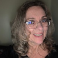 Carolyn Hoy