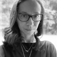 Milena Velez, Marw, Mba
