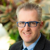 M Derek MacKenzie